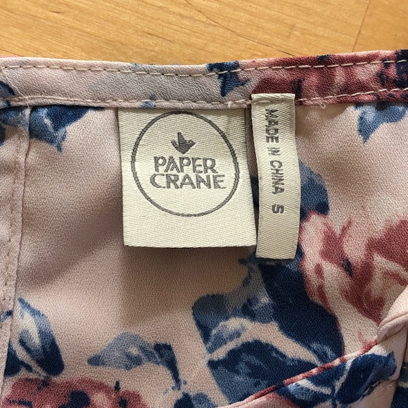 Off The Shoulder Top Paper Crane - Picture 3 of 4